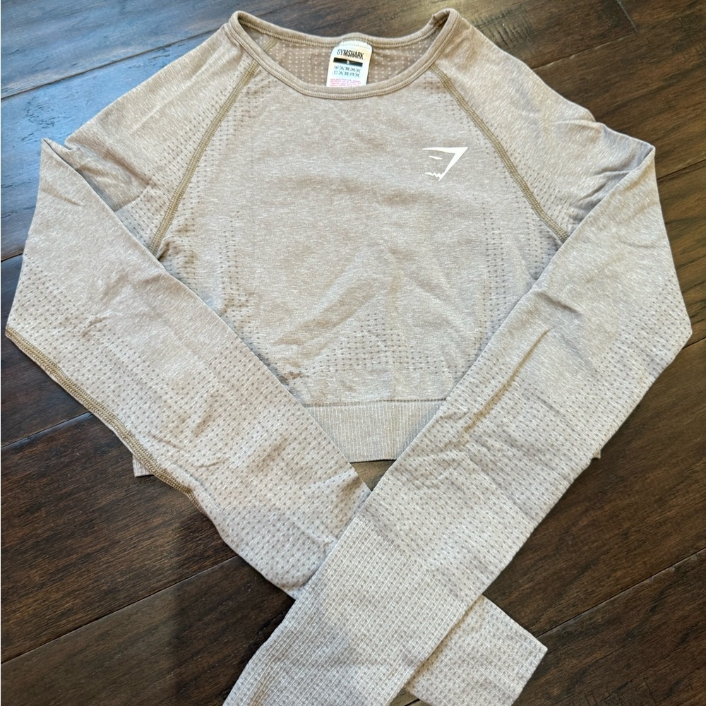 Gymshark Seamless Cropped Long Sleeve Top - Taupe